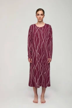 Hot Aarikka yöpaita Leimu pitkä Luumu