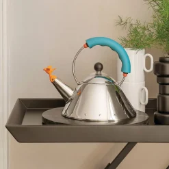 9093 viheltävä vesipannu teräs/sininen 1L*Alessi