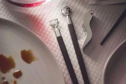 syömäpuikot & teline Alessandro 24 cm musta/teräs*Alessi Online