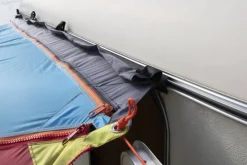 seinäkiinnike t.sininen/musta*Bent Outlet