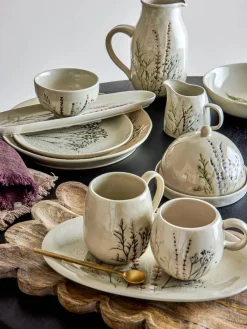 tarjoiluastia Bea*Bloomingville Outlet