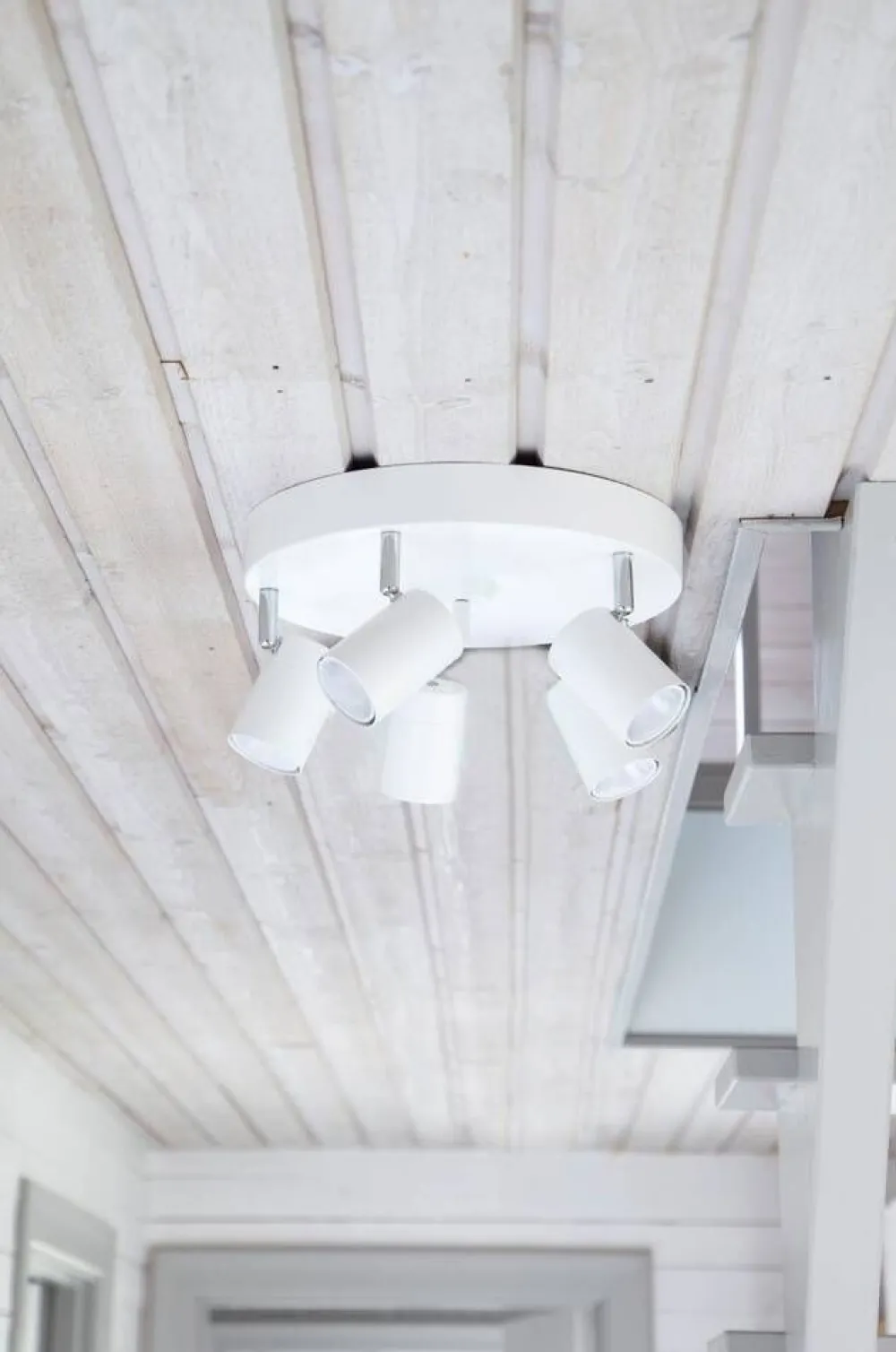 Hot By Rydu00e9ns By Rydéns Correct 5-os. kattovalaisin mattavalkoinen