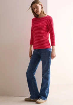 paita 319900*Cecil Clearance