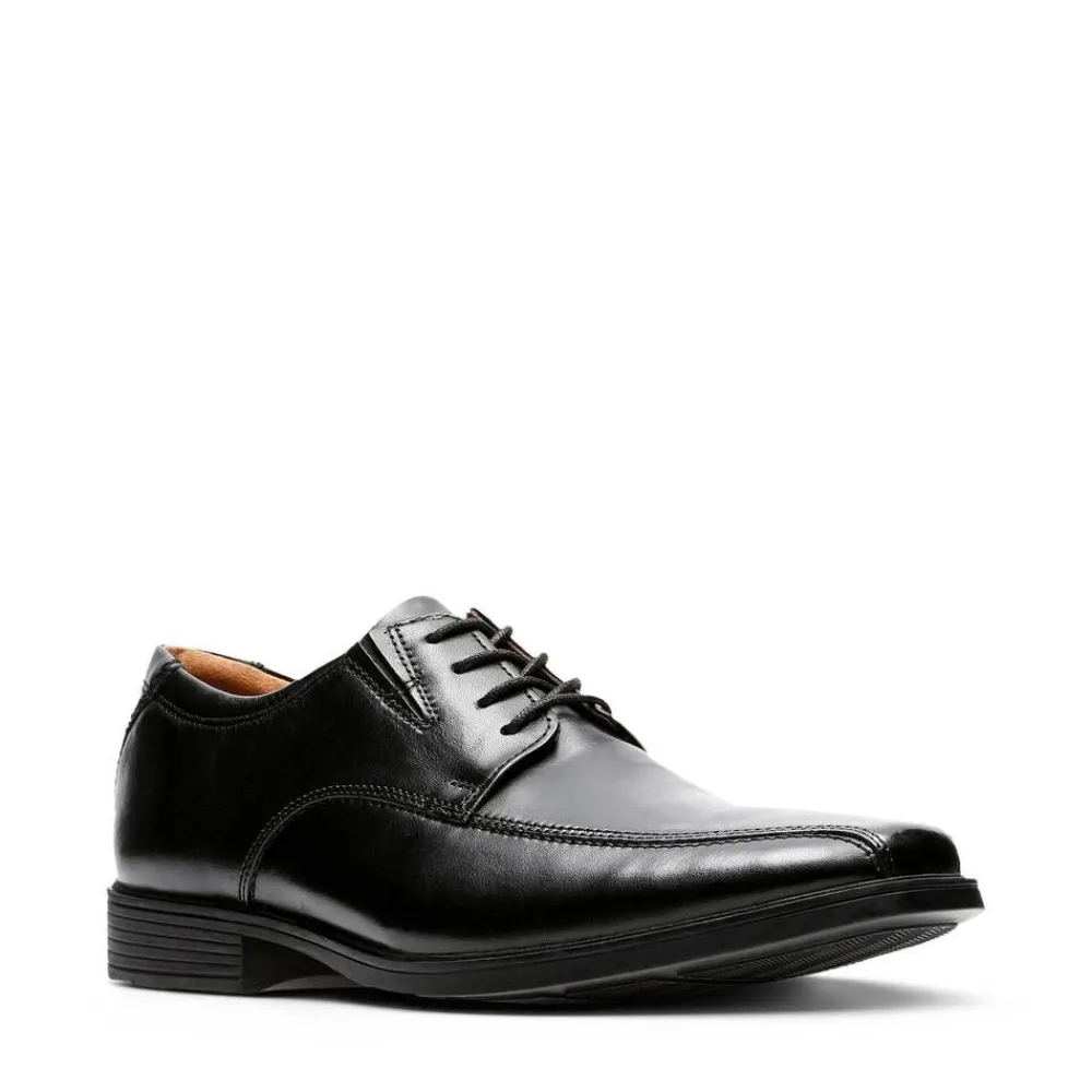 Online Clarks Pukukenkä Tilden Walk 26110310 Black leather