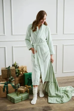 Aamutakki Fleece Robe*Create Online