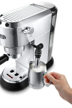 espressokeitin Dedica teräs*DeLonghi Hot