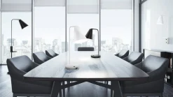 Hot Design by Gru00f6nlund Design by Grönlund Vigo USB pöytävalaisin valkoinen