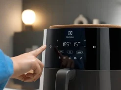 Airfryer EAF5CG 5 l*Electrolux Clearance