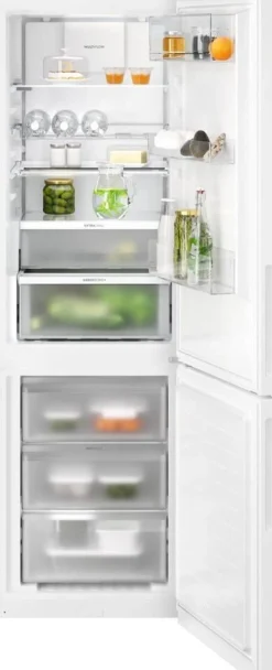 Electrolux jääkaappipakastin LNT7MC32W