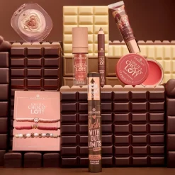 huulikiilto LOVE IT A CHOCO' LOT! lipgloss 01*Essence Hot