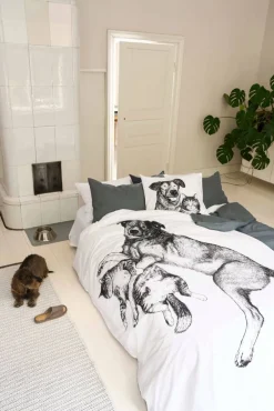 Sale Finlayson pussilakanasetti Selviytyjät 150x210+50x60 musta/valkoinen