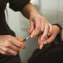 Classic kynsisakset kaarevateräiset 10 cm*Fiskars New