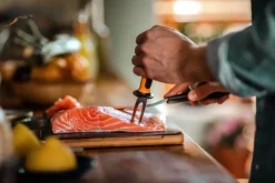 Discount Fiskars Functional Form kalapiikki