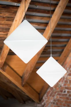 Fosto Diamond Ø 600 mm riippuvalaisin opal