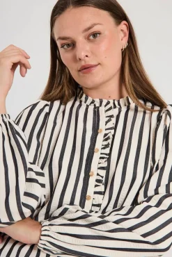 pusero FqNoto-blouse*Freequent Clearance