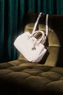 Outlet Guess laukku Rwg Katya Girlfriend Satchel Rwg Rose Water logo