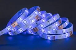 RGB LED-nauha 5 m kaukosäädin IP20*Heat Clearance