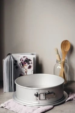 Hot Heirol Leivonta irtopohjavuoka 28x7,6 cm anodisoitu alumiini