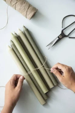 kruunukynttilä 29 cm rustiikki metsän vihreä*IB Laursen Hot