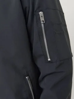 Online Jack & Jones takki JJerush bomber Black