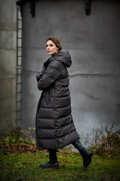 untuvatakki Blanka*Joutsen Best