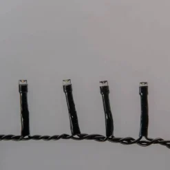 Outlet Konstsmide LED-ulkovalosarja Cluster 400-os.