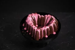 Maku kakkuvuoka sydän valualumiinia