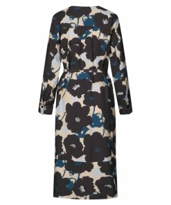 mekko MaNishan*Masai Outlet