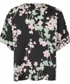 pusero MaBegitta*Masai Clearance