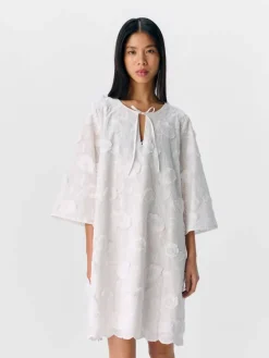 Sale Object mekko Onjmini RE White