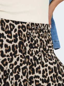 Only shortsihame Onlnala mini