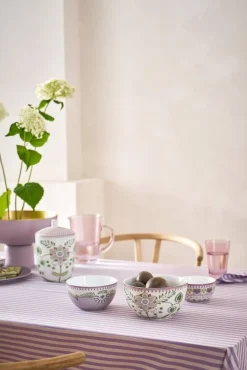 kulho Lily&Lotus 18 cm Off White*Pip Studio Hot