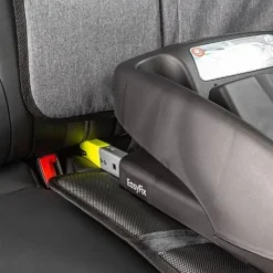 Hot Reer TravelKid Maxi Protect istuinsuoja takapenkin selkänojaan