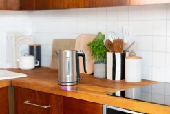 Discount Russell Hobbs vedenkeitin Compact Home 24190-70 teräs