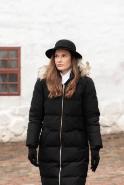 Hot Salon hupahattu Sonja 10 Musta