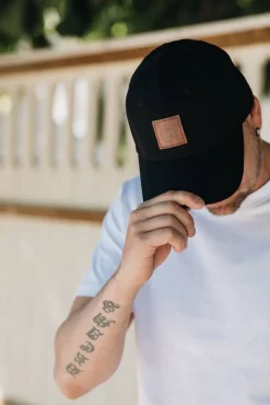 Clearance Salon lakkitehdas lippis Baseball Cap Curve Fitted MUSTA