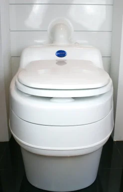 New Separett kuivakäymälä Villa 9010 12/230V