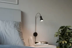 New Sessak seinävalaisin Colton Flex musta