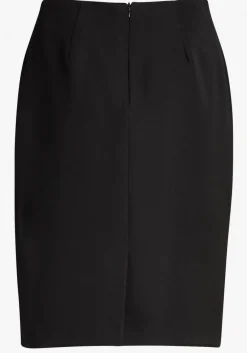 Hot Shenina hame Tilli Musta