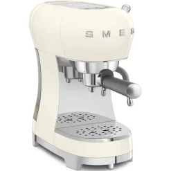 Smeg espressokone ECF02CREU kerma