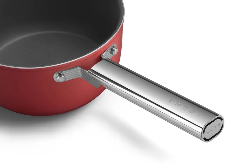 Hot Smeg kattila 2,8 L punainen