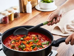 Hot Tefal tarjoilukauha kaavinreunalla Essential 2in1