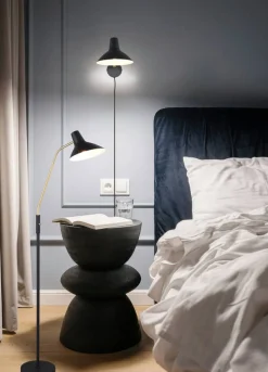 New Trio Lighting seinävalaisin Traveller E27 mattamusta/mattame