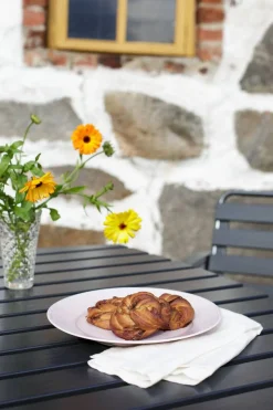 Pöytä Retro 403 mustaharmaa*Varax Online