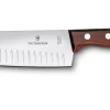 Santoku 17 cm ovaalihiottu puukahvalla*Victorinox Sale