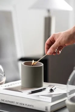 New Villeroy&Boch NewMoon Home tuoksukynttilä 8,5x8,5x9 cm 0,25l harmaa Fantasy