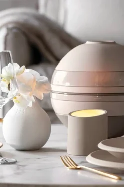 NewMoon Home tuoksukynttilä 8,5x8,5x9 cm 0,25l beige Energy*Villeroy&Boch Outlet