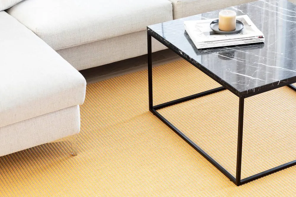 VM-Carpet Lyyra 71 keltainen, 200*300 cm, kantti 41