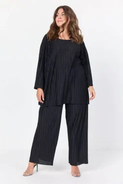 New Wasabi paita Scarlet 1 9999 Musta