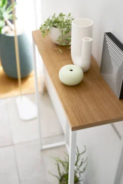 Hot Yamazaki konsolipöytä Tower valkoinen